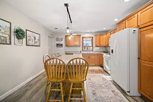 325 N Elm St, Herscher, IL 60941 - Photo 7