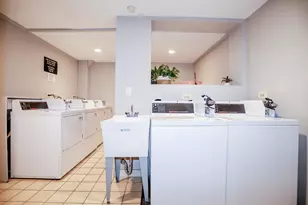 541 W Briar Pl, Chicago, IL 60657 - Photo 3