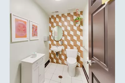 2108 W Roscoe Street, Chicago, IL 60618 - Photo 11