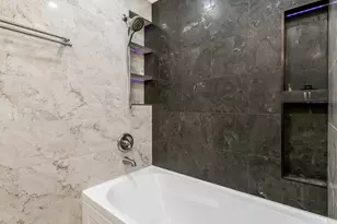 2331 Overlook Ct, Naperville, IL 60563 - Photo 17