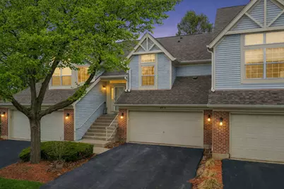 99 Ione Drive #B, South Elgin, IL 60177 - Photo 1