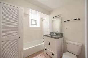 2110 N Avers Ave, Chicago, IL 60647 - Photo 13