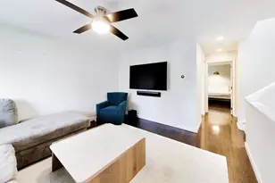 1865 N Dayton St, Chicago, IL 60614 - Photo 11