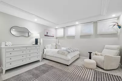 930 N Clark Street #I, Chicago, IL 60610 - Photo 15