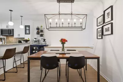 930 N Clark Street #I, Chicago, IL 60610 - Photo 5