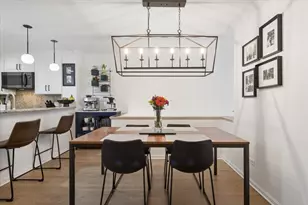 930 N Clark St, Chicago, IL 60610 - Photo 5