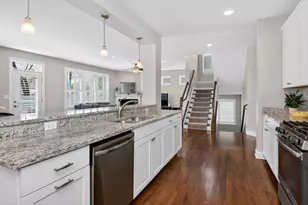1039 Carol St, Downers Grove, IL 60516 - Photo 7