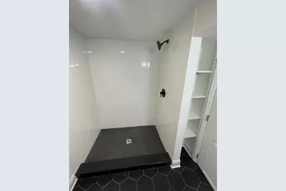 654 W 111th Street, Chicago, IL 60628 - Photo 21