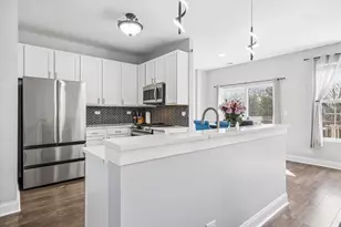 16224 Golf View Dr, Lockport, IL 60441 - Photo 7