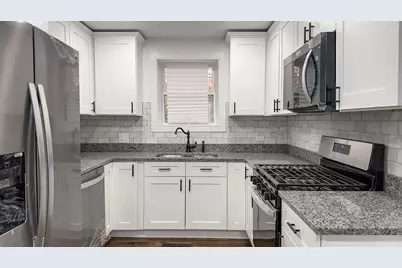 6946 S Loomis Boulevard, Chicago, IL 60636 - Photo 9