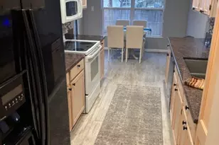 5S530 Paxton Dr, Naperville, IL 60563 - Photo 5