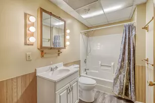 1705 Norfolk Ave, Crete, IL 60417 - Photo 11