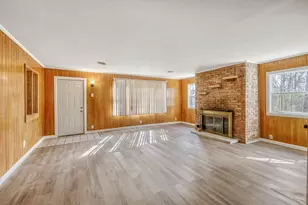 1705 Norfolk Ave, Crete, IL 60417 - Photo 7