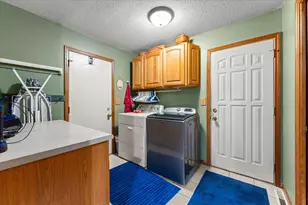 37 Ashley Ln, Champaign, IL 61820 - Photo 15