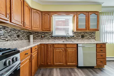 10114 Devon Court, Rosemont, IL 60018 - Photo 7