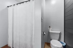 6833 Cardigan Way, Rockford, IL 61114 - Photo 23