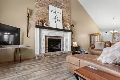 6833 Cardigan Way, Rockford, IL 61114 - Photo 5