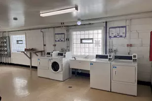 1303 N Baldwin Ct, Palatine, IL 60074 - Photo 9