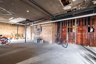 [Address not provided], Oak Park, IL 60302 - Photo 11