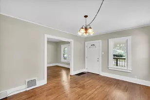 1518 W University Ave, Champaign, IL 61821 - Photo 7
