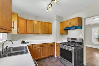 1518 W University Avenue, Champaign, IL 61821 - Photo 11