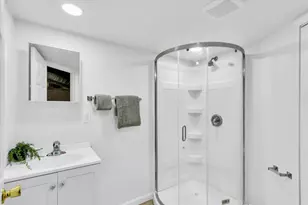 1518 W University Ave, Champaign, IL 61821 - Photo 25