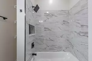 6527 S Marshfield Ave, Chicago, IL 60636 - Photo 11