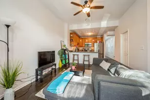 1234 W Huron St, Chicago, IL 60642 - Photo 5