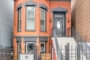 1234 W Huron St, Chicago, IL 60642 - Photo 1