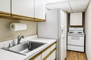 2019 E Avon Ln, Arlington Heights, IL 60004 - Photo 41