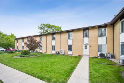 1424 Lehigh Avenue #B1, Glenview, IL 60026 - Photo 1