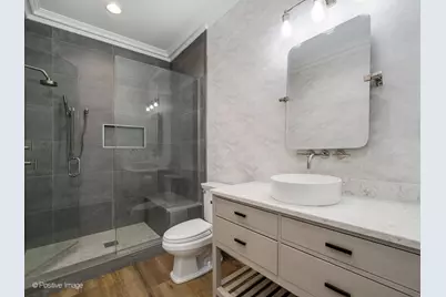 37 E Elm Street, Chicago, IL 60611 - Photo 23