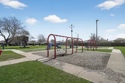 2956 W 99th Place, Evergreen Park, IL 60805 - Photo 45