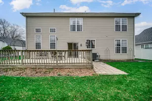 176 Sandalwood Ln, Bolingbrook, IL 60440 - Photo 19