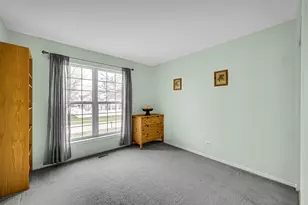 176 Sandalwood Ln, Bolingbrook, IL 60440 - Photo 17