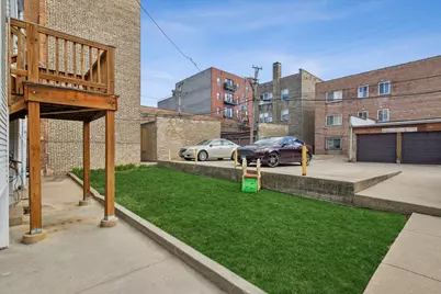 2545 W Summerdale Avenue #1E, Chicago, IL 60625 - Photo 11