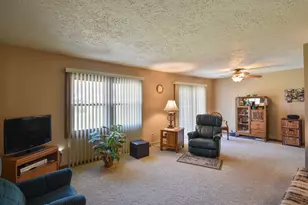 1507 S Oak St, Pontiac, IL 61764 - Photo 9