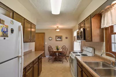 1507 S Oak Street, Pontiac, IL 61764 - Photo 5