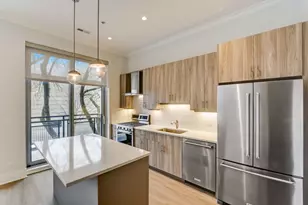 [Address not provided], Chicago, IL 60607 - Photo 5