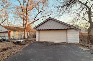 3737 168th Pl, Country Club Hills, IL 60478 - Photo 17