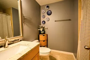 1373 W Hubbard St, Chicago, IL 60642 - Photo 47