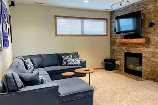 1373 W Hubbard St, Chicago, IL 60642 - Photo 39