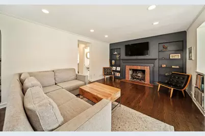 901 S Seminary Avenue, Park Ridge, IL 60068 - Photo 3