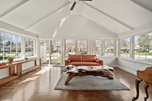 901 S Seminary Ave, Park Ridge, IL 60068 - Photo 5