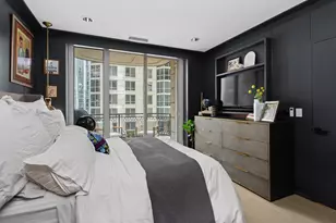 10 E Delaware Pl, Chicago, IL 60611 - Photo 9