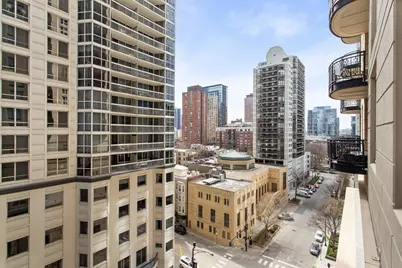 10 E Delaware Place #9C, Chicago, IL 60611 - Photo 15