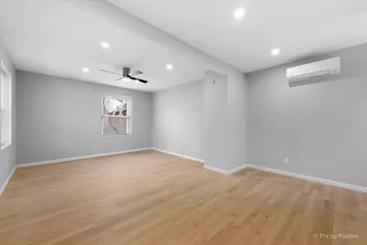 85 E Terra Cotta Avenue, Crystal Lake, IL 60014 - Photo 11