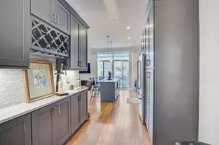 [Address not provided], Chicago, IL 60607 - Photo 5