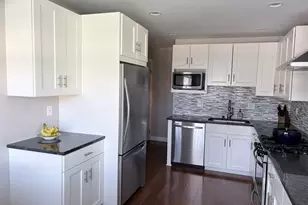 924 Spring Ave, Saint Charles, IL 60174 - Photo 17