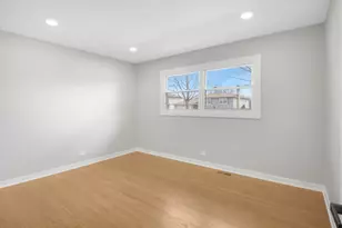 1008 W Ash Dr, Mount Prospect, IL 60056 - Photo 17